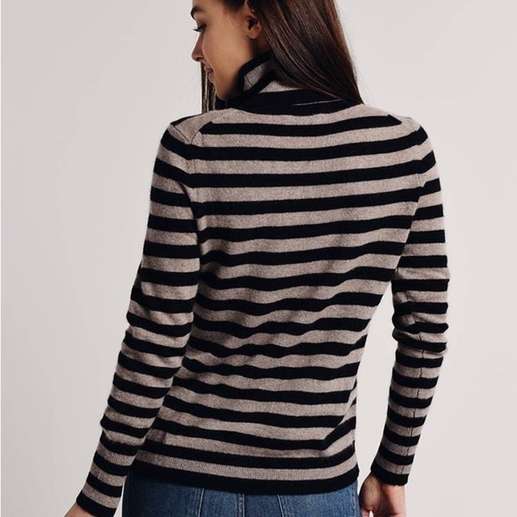 WHITE + WARREN Essential Cashmere Stripe Turtleneck - Picture 8 of 8